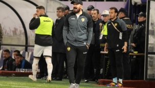  Aliağaspor FK ,teknik direktör Fatih Çardak ile yollarını ayırdı 