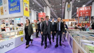 Başkan Tugay'dan şiirli mücadele vurgusu