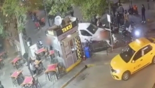 Polisten kaçarken motosikletleri ezdi geçti, o anlar kamerada