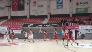 Aliağa'da Küçük Basketbol Şampiyonu Belli Oldu!