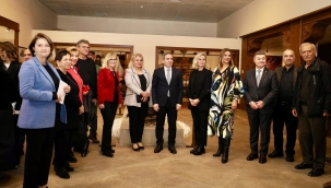 Bergama'da "Parşömen Bir Serüvendir" Sergisi Açıldı