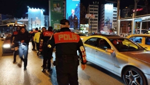 İzmir'de emniyetten yeni yıl denetimi