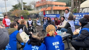 KDK'dan İzmir'de Grev Ziyareti: "İşçi Kadınlar Patronları Yenecek