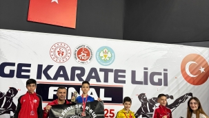 Aliağa'nın Genç Karatecileri Altınla Döndü: Ege Ligi'nde Dördüncülük