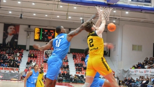 Aliağa Petkimspor, Evinde Tenerife'ye Kaybetti