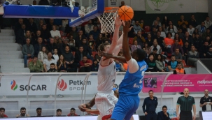 Aliağa Petkimspor Manresa'yı Yendi