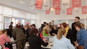 CHP Aliağa'da Ön Seçim Heyecanı: 17 Bin 119 Kişi Oy Kullandı 