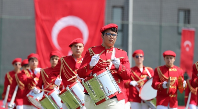 19 Mayıs Atatürk'ü Anma, Gençlik ve Spor Bayramı Aliağa'da Coşkuyla Kutlandı