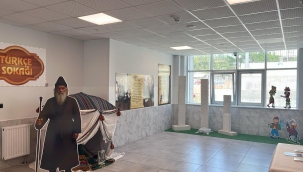 Aliağa 100. Yıl Ortaokulu TÜBİTAK 4006 Bilim Fuarı Açıldı