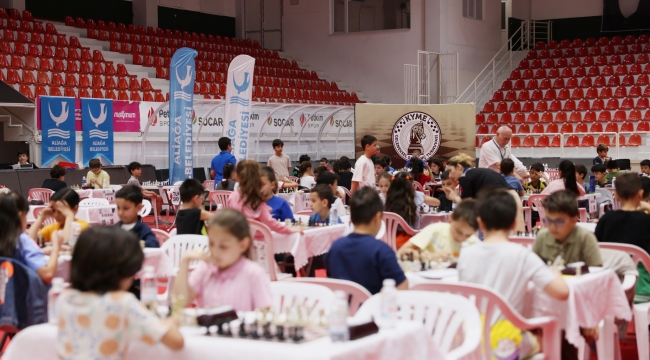 Aliağa'da Kyme Satranç Turnuvası düzenlendi