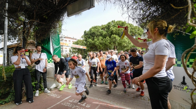 Doğaseverler köy okulları için koştu