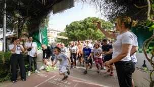 Doğaseverler köy okulları için koştu