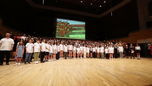İzmir Uluslararası Çoksesli Korolar Festivali'nde muhteşem final