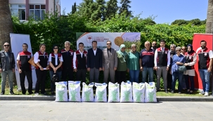 İzmirli Üreticilere Sorgum Sudan Otu Tohumu Dağıtıldı