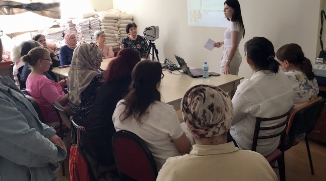 Kadınlara "Dijital Okuryazarlık Eğitimi"