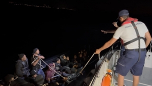 Çeşme açıklarında korku dolu anlar: 42 kaçak göçmen kurtarıldı