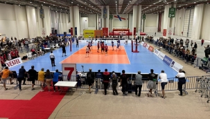 Festival Voleybol heyecanı Fuar İzmir'de sürüyor