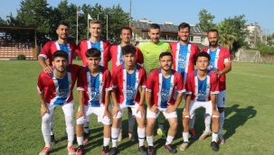 Foça Belediyespor Beş Yıl Aradan Sonra Döndüğü Ligde Şampiyon Oldu