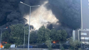 İzmir Valiliğinden depo yangınıyla ilgili açıklama