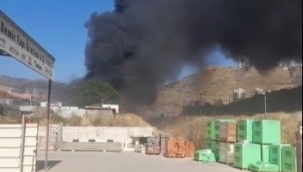 Karşıyaka Belediyesi katı atık tesisinde yangın