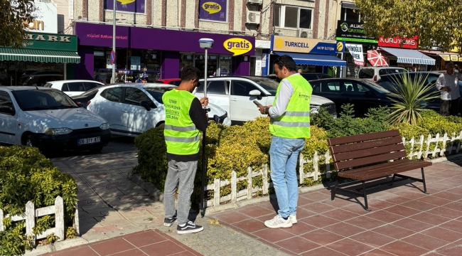 Aliağa Demokrasi Meydanı yenilenecek