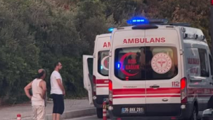 Foca'da Otomobilin Çarptığı Bisikletli Kadın Hayatını Kaybetti