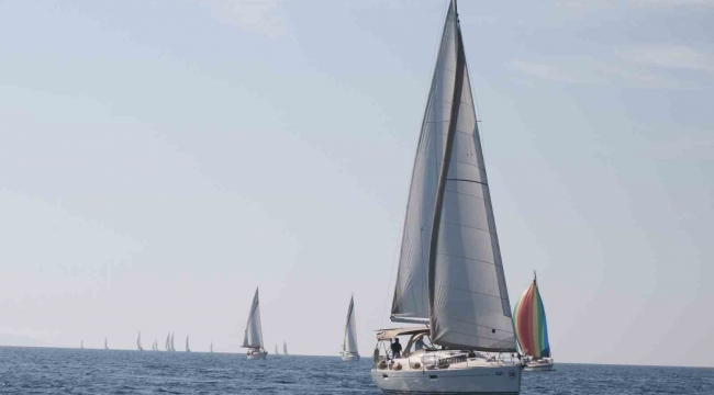 Foça, yelken şenliğine hazırlanıyor