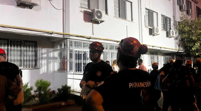 İzmir'de Engelli Bakımevinde Yangın: 12 Kişi Hastaneye Kaldırıldı