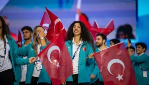 İzmirli 5 sporcu ay-yıldız için ter döküyor