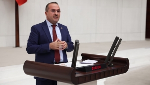 AK Partili Kırkpınar'dan Tugay'a alkış eleştirisi