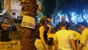 Çandarlı Halkı Belediyesini Geri İstiyor