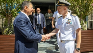 İtalyan Donanması heyetinden Başkan Tugay'a ziyaret