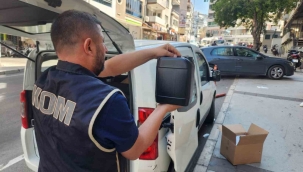 İzmir Polisi 8 İlçede Operasyon Yaptı: 5 Milyon TL'lik Kaçak Ürün Ele Geçirildi 