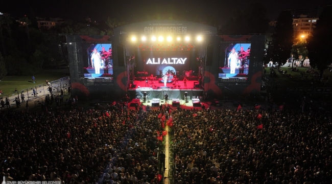94. İEF'de 30 Ağustos'a yakışan gece
