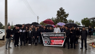Aliağa'da Öğretmene Şiddet Protesto Edildi