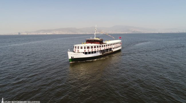 Bergama Vapuru ile İzmir Körfezi'nde tarihe yolculuk