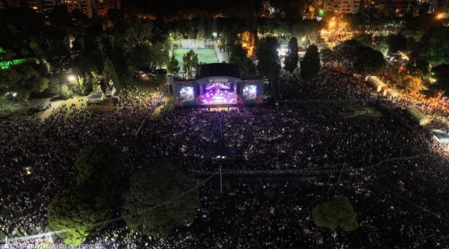 İEF'de Yıldız Tilbe rüzgarı