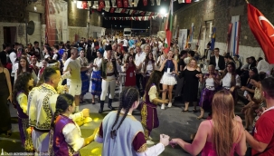 İzmir'de Balkan havası esti