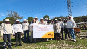 Aliağa'da Bal Üreticilerine Organik Asit Kullanımı Eğitimi