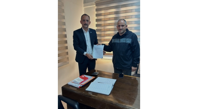 İYİ Parti Aliağa İlçe Başkanı Deniz Hancı Mazbatasını Aldı