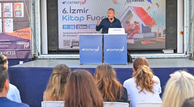 İZKİTAP'ta edebiyat şöleni sürüyor
