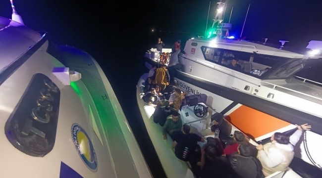 İzmir açıklarında 44 düzensiz göçmen yakalandı