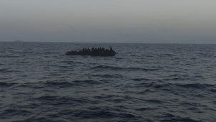 İzmir açıklarında 51 düzensiz göçmen yakalandı, 84 göçmen kurtarıldı