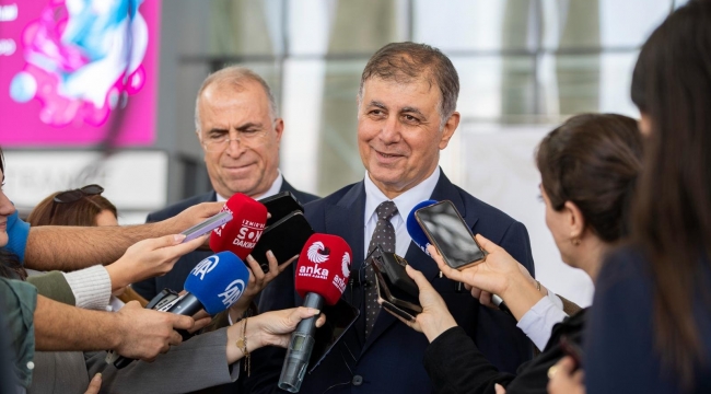 "İzmir'in sorunlarını çözen belediye başkanı olarak hatırlanmayı diliyorum"