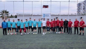 Menemen'de gençler sahada buluştu