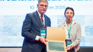 Tugay: Kentlerimizin geleceğini yeni sistemleri yerel düzeyde uygulama yeteneği belirleyecek