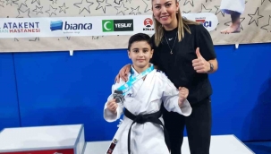 Aliağalı karatecilerden Denizli'de büyük başarı