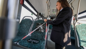 Bir koltuk boş, bir kadın eksik