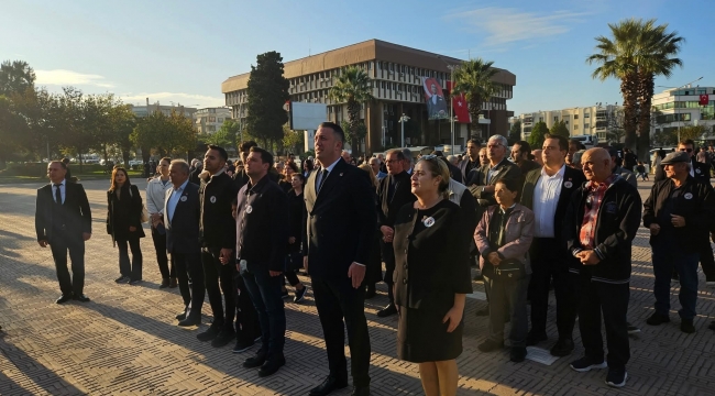 CHP Aliağa İlçe Örgütü'nden 10 Kasım Anma Töreni