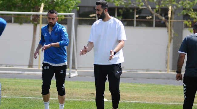 Aliağa Helvacı Spor'un Sağ Bek Oyuncusu Samet 3. Lig'e transfer oldu 
